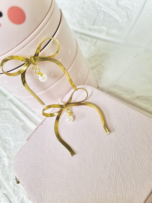 Pearl & Bow Drop Earrings - Antitarnish Pearl & Bow Drop Earrings - Antitarnish