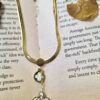 Gold Chain Necklace with Floral Pendant - Antitarnish