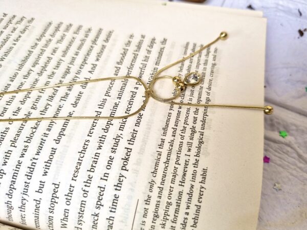 Gold Chain Necklace with Crystal Pendant - Antitarnish Gold Chain Necklace with Crystal Pendant - Antitarnish